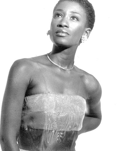 Victoria Horne, Vocalist, Actress and Songwriter